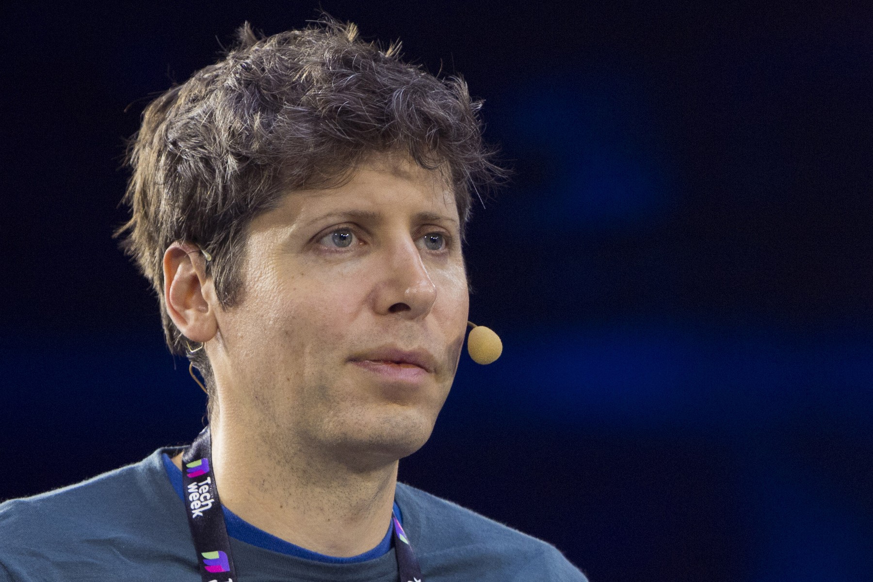 Sam Altman afirmă că „lucruri rele” se vor întâmpla din cauza AI și că oamenii ar trebui să accepte asta