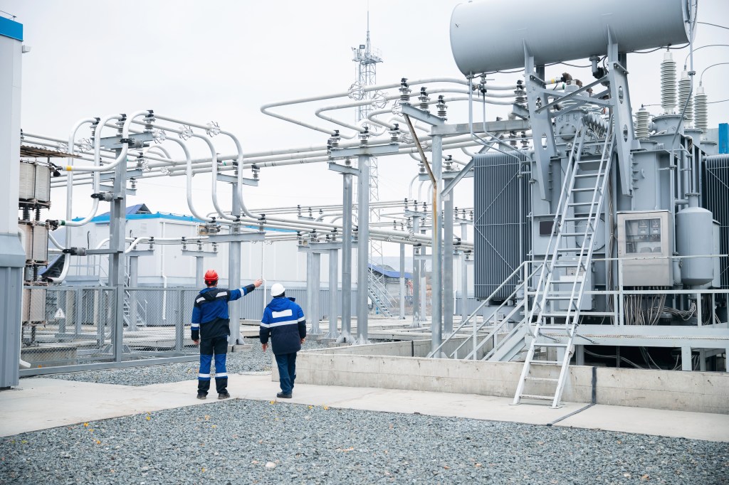 Risc crescut în funcționarea sistemului energetic național. Avertisment al Ministerului Energiei: „Pot apărea consecințe economice și sociale grave”